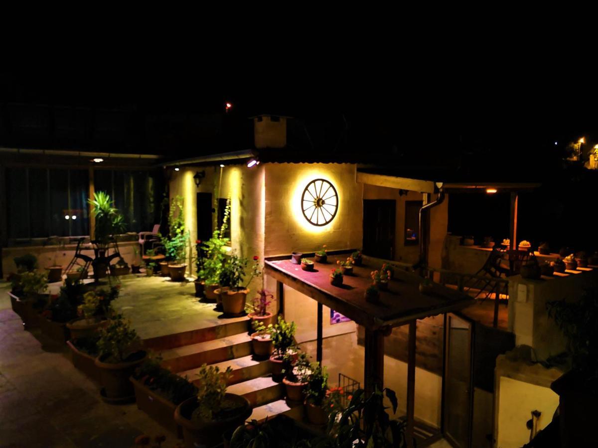 Larissa Cave Hotel Nevsehir Exterior photo